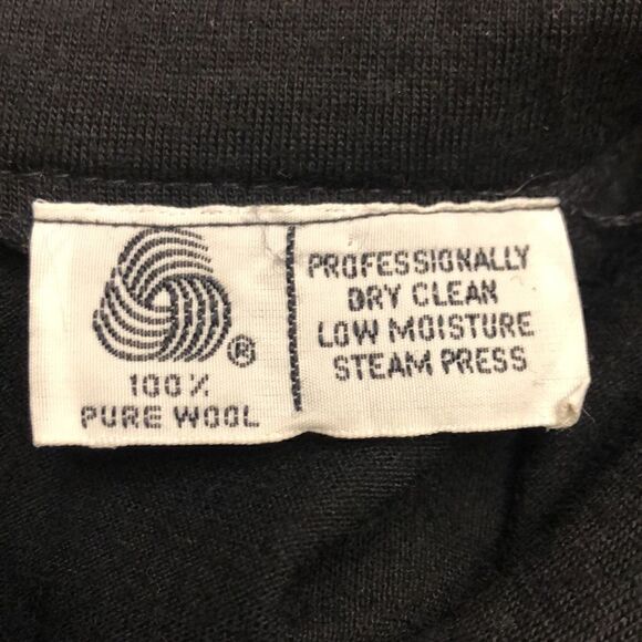 Vintage Lloyd Williams womens wool dress. Back zipper. Elastic waist. - Picture 9 of 15